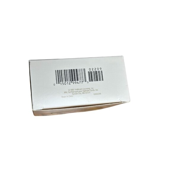 2007 Hallmark Ornament MP3 Player It's Beginning to Sound a lot Like Christmas - Picture 3 of 3